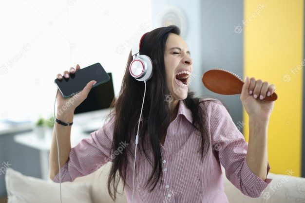 Comment faire travailler ses cordes vocales à Grenoble ?